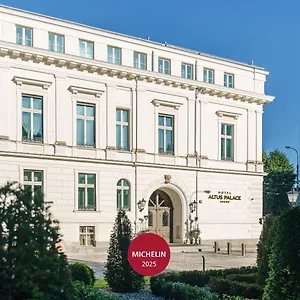 Altus Palace - Destigo فندق